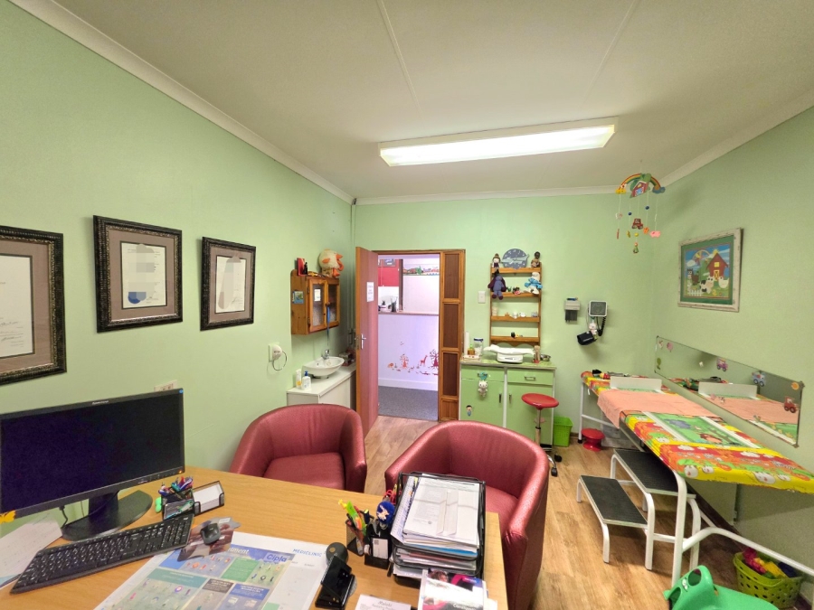 To Let Commercial Property for Rent in Eureka Free State